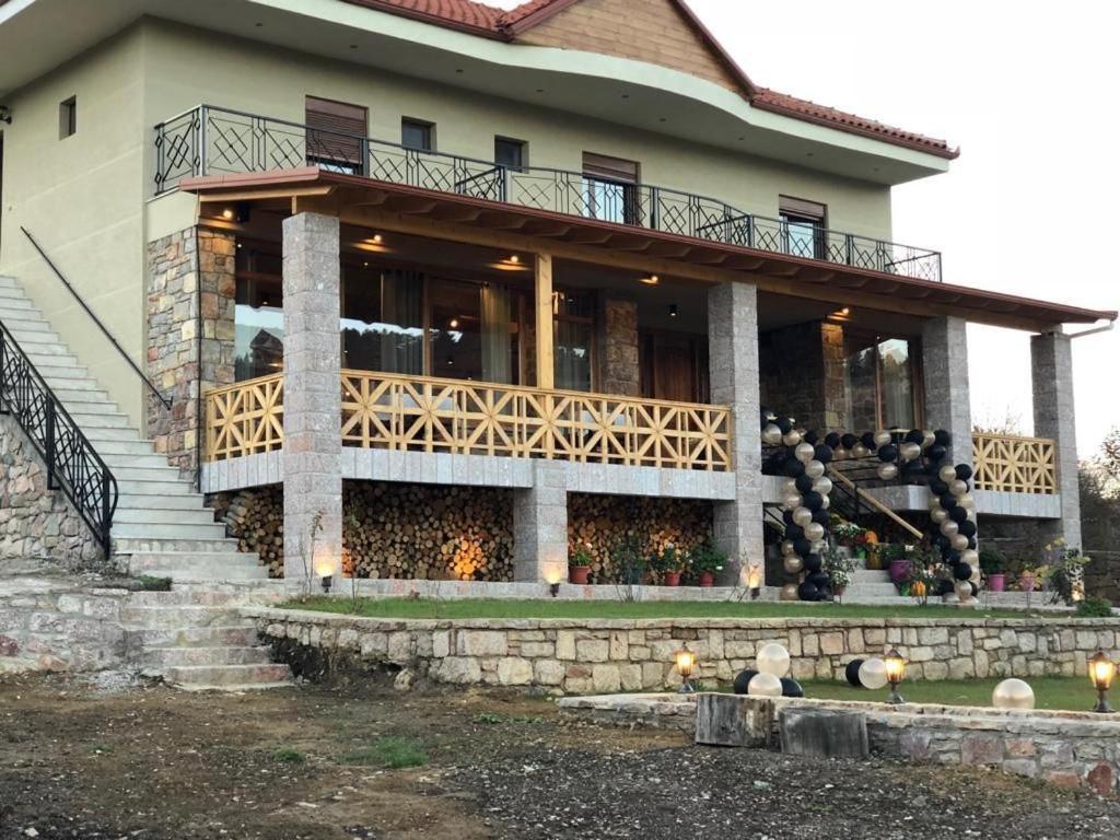 Vila Shen Maria Hotel Voskopoje Exterior photo